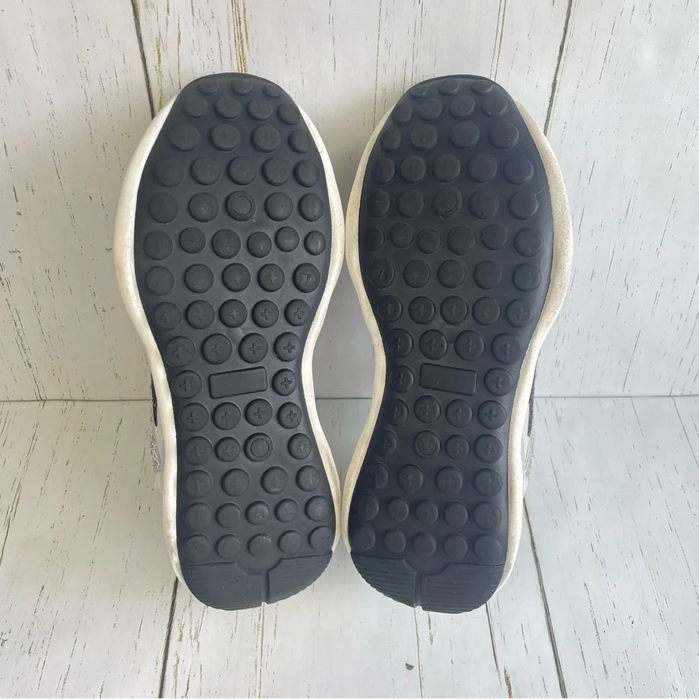 Vintage Havana RUN Sneakers - Picture 11 of 16